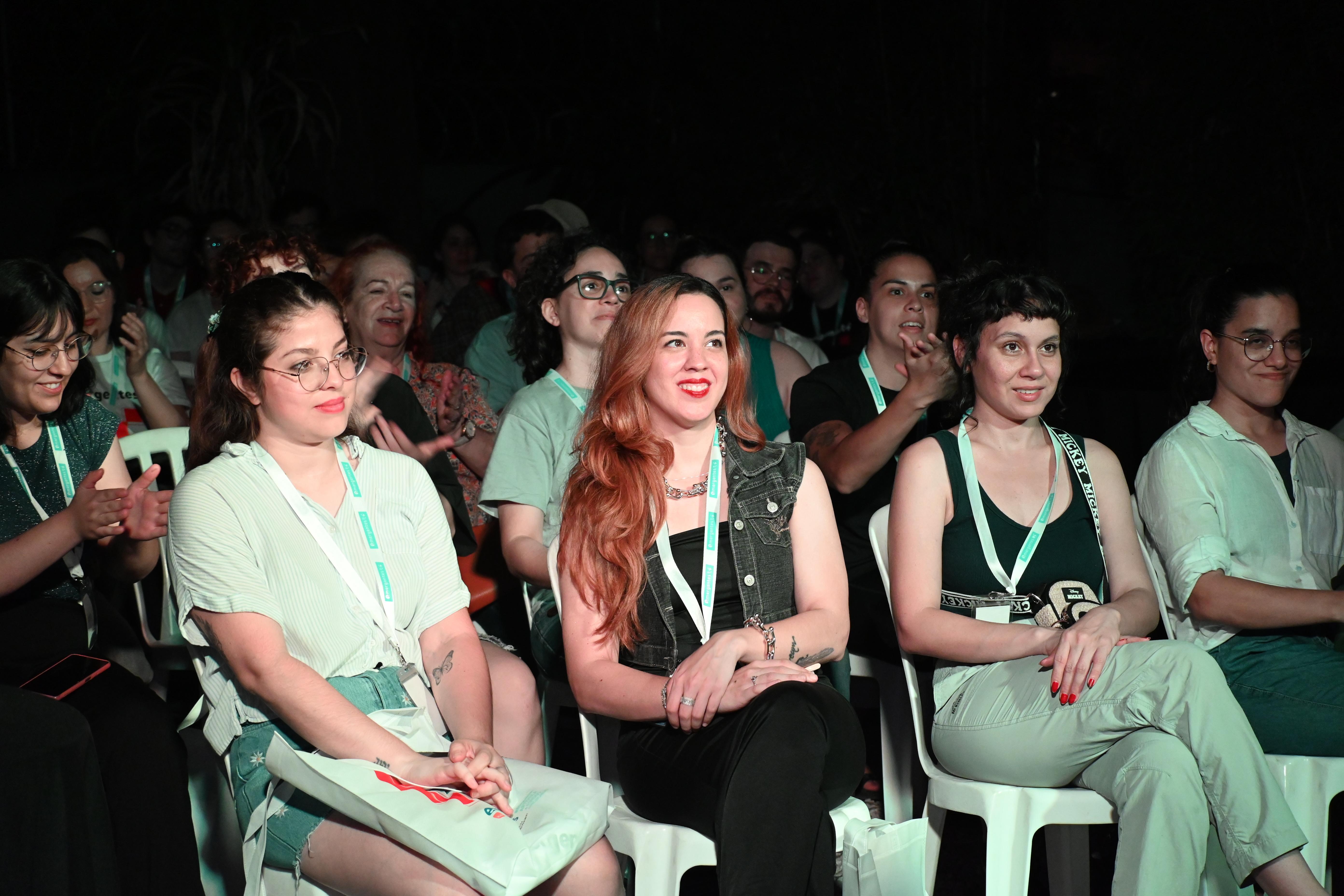 685434d169d03emergentes-residencia-3